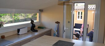 Very nice apartment on the ground floor fully air conditioned 