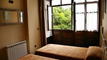 3 soverom, reiseseng for barn, wi-fi (inkludert) og sengetøy