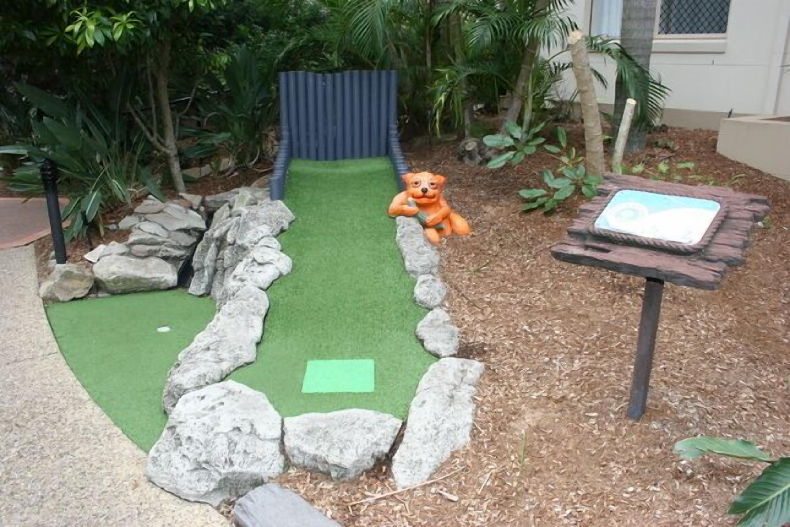 Mermaid Beach Holiday Apartment @ Turtle Beach — image 6