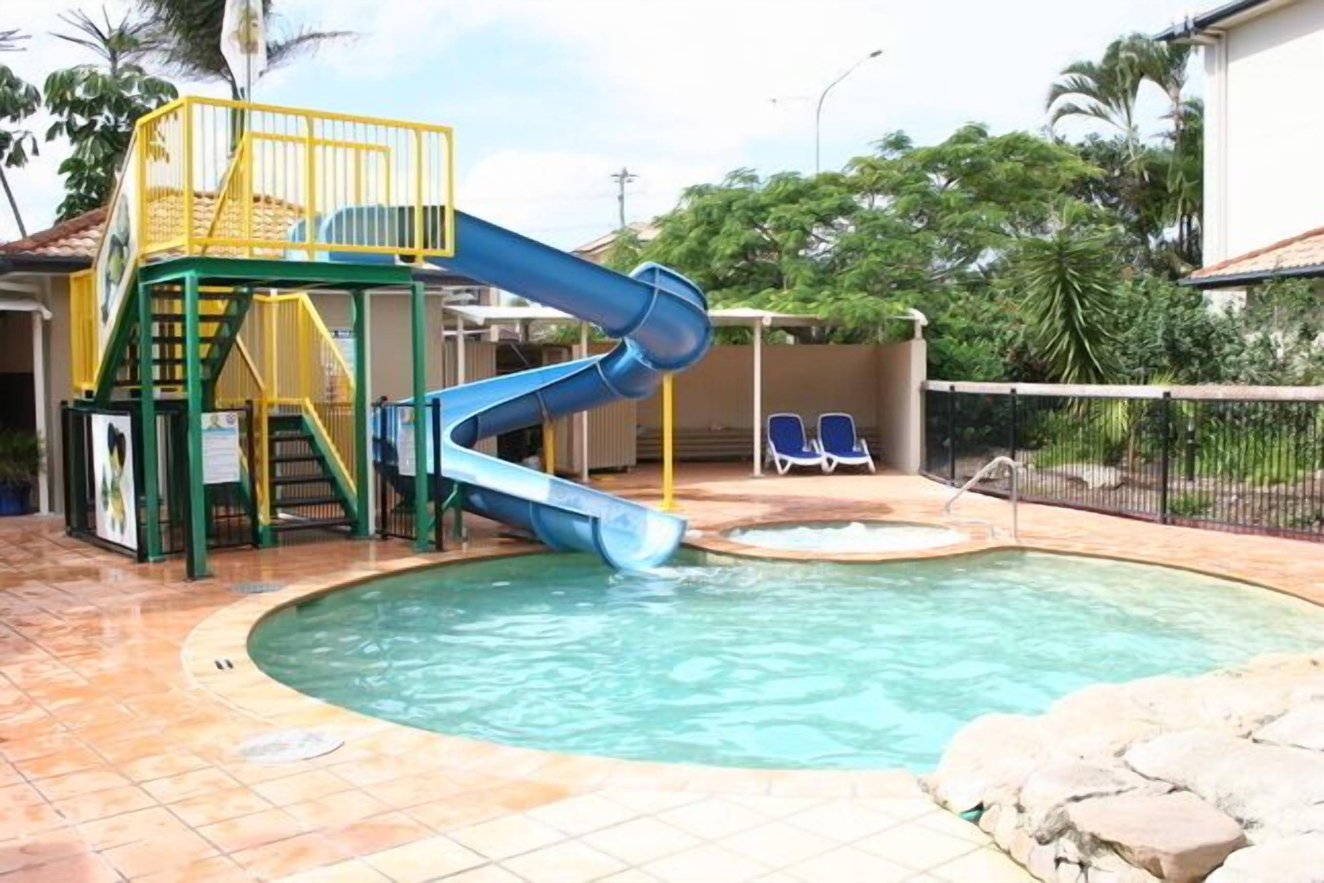 Mermaid Beach Holiday Apartment @ Turtle Beach — image 7