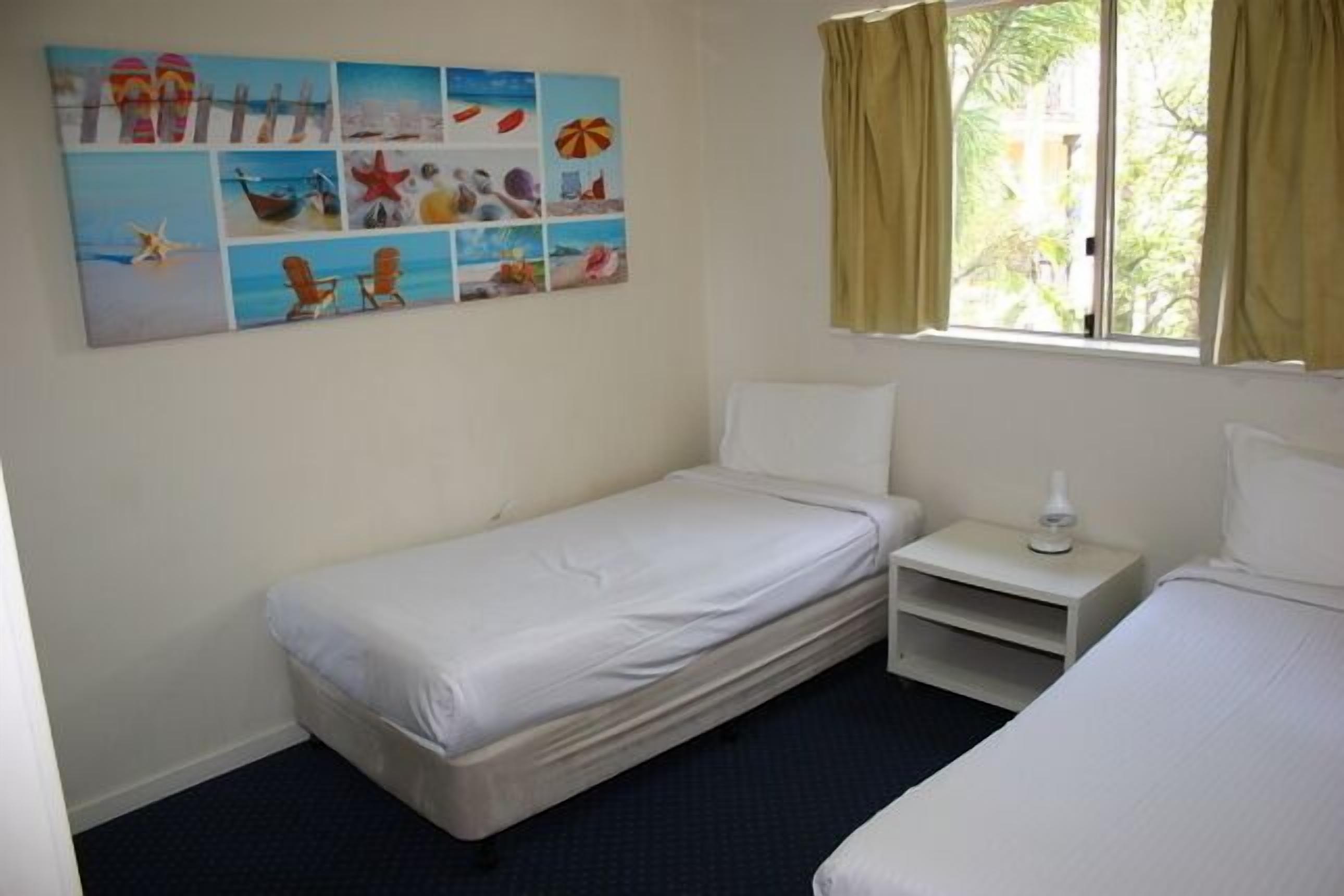 Mermaid Beach Holiday Apartment @ Turtle Beach — image 13