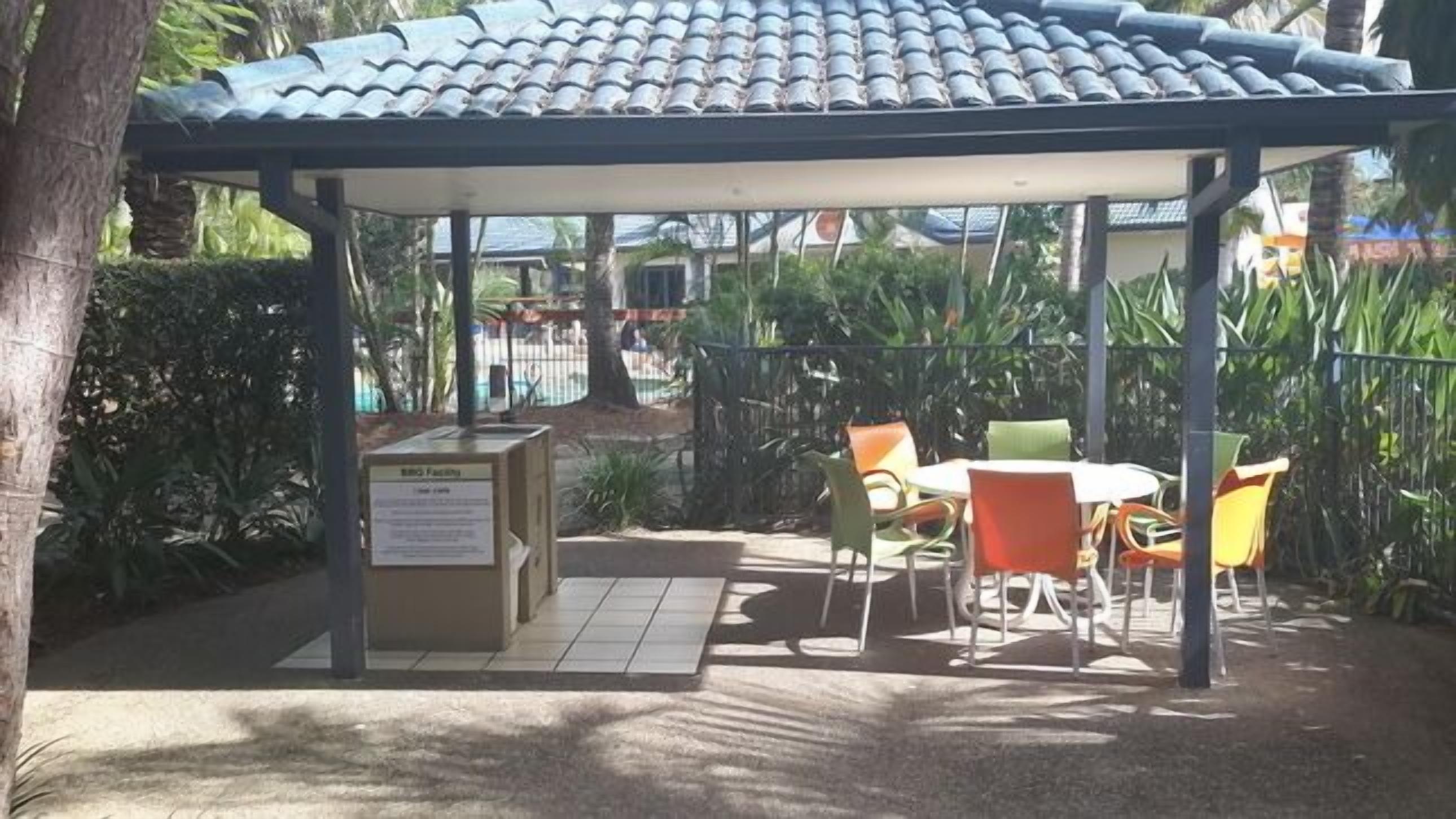 Mermaid Beach Holiday Apartment @ Turtle Beach — image 5