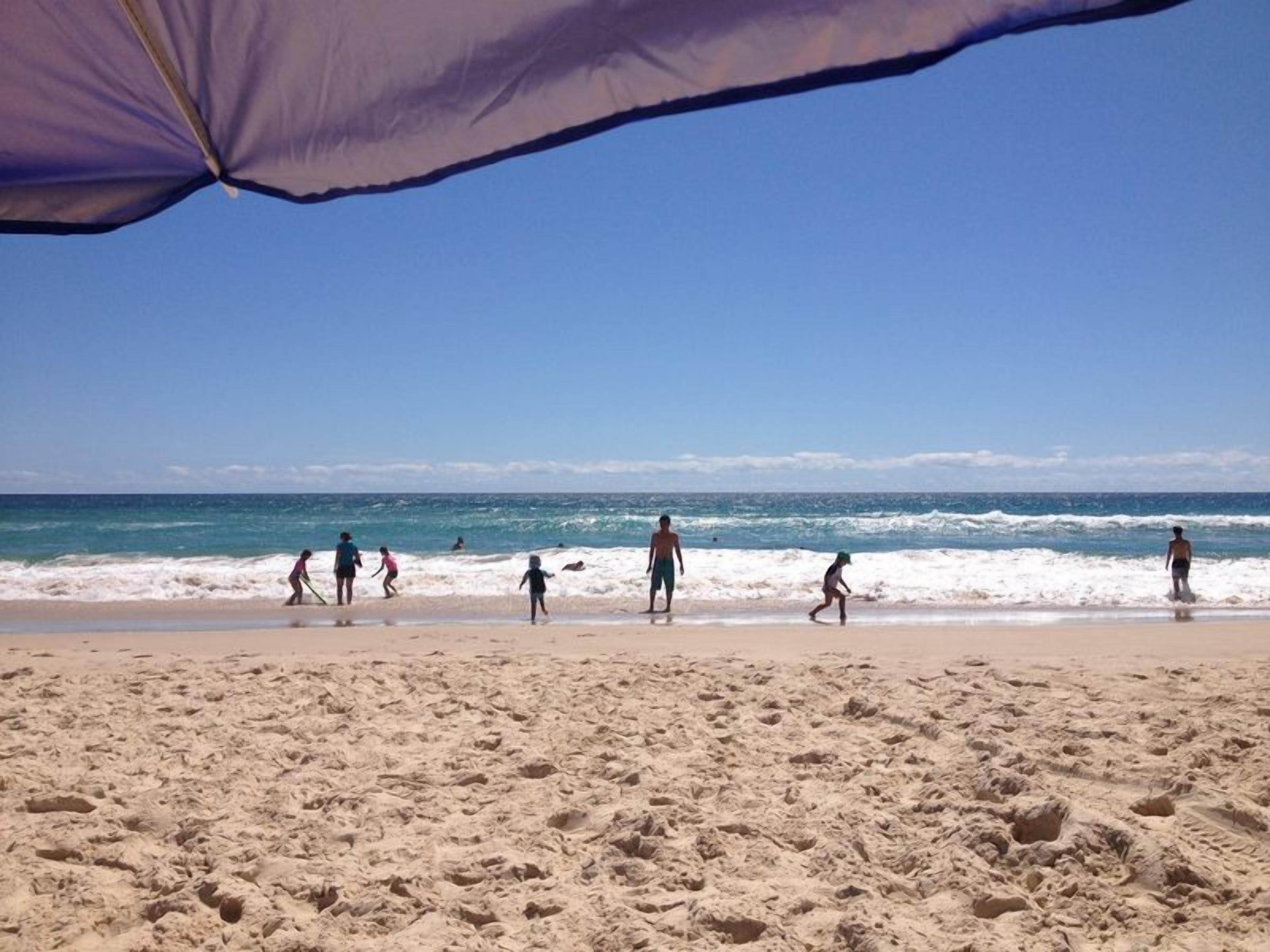 Mermaid Beach Holiday Apartment @ Turtle Beach — image 21