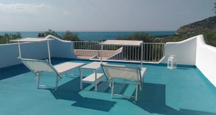 CASA DE VACACIONES EN LA MAÑANA - Gargano
