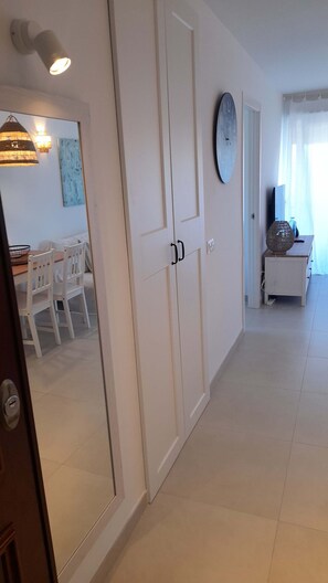 Interior - APARTMENT 50 METERS PLAYA DE LAS VISTAS ** SUMMER OFFER (TENERIFE)
