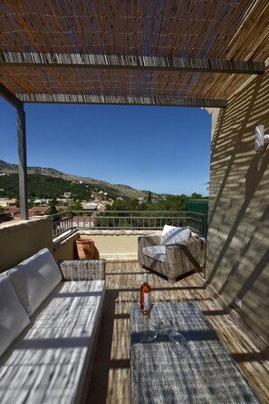 Property grounds - TheCassiusHillHouse <br><br>Brand new Villa. Great offer , no need of car. Book now!!! (Corfu)