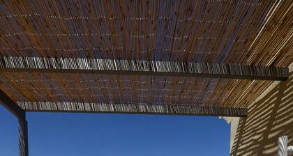 DasCassiusHillHaus<br><br>Brandneue Villa. Tolles Angebot, kein Auto nötig. Buche jetzt!!!