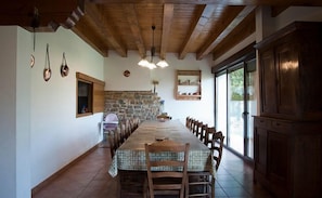Dining - Self catering El Torreón de la Bruna for 16 people (Urraul Bajo)