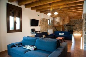 TV, fireplace, DVD player, table football