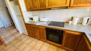 Frigorífic, microones, forn i rentaplats