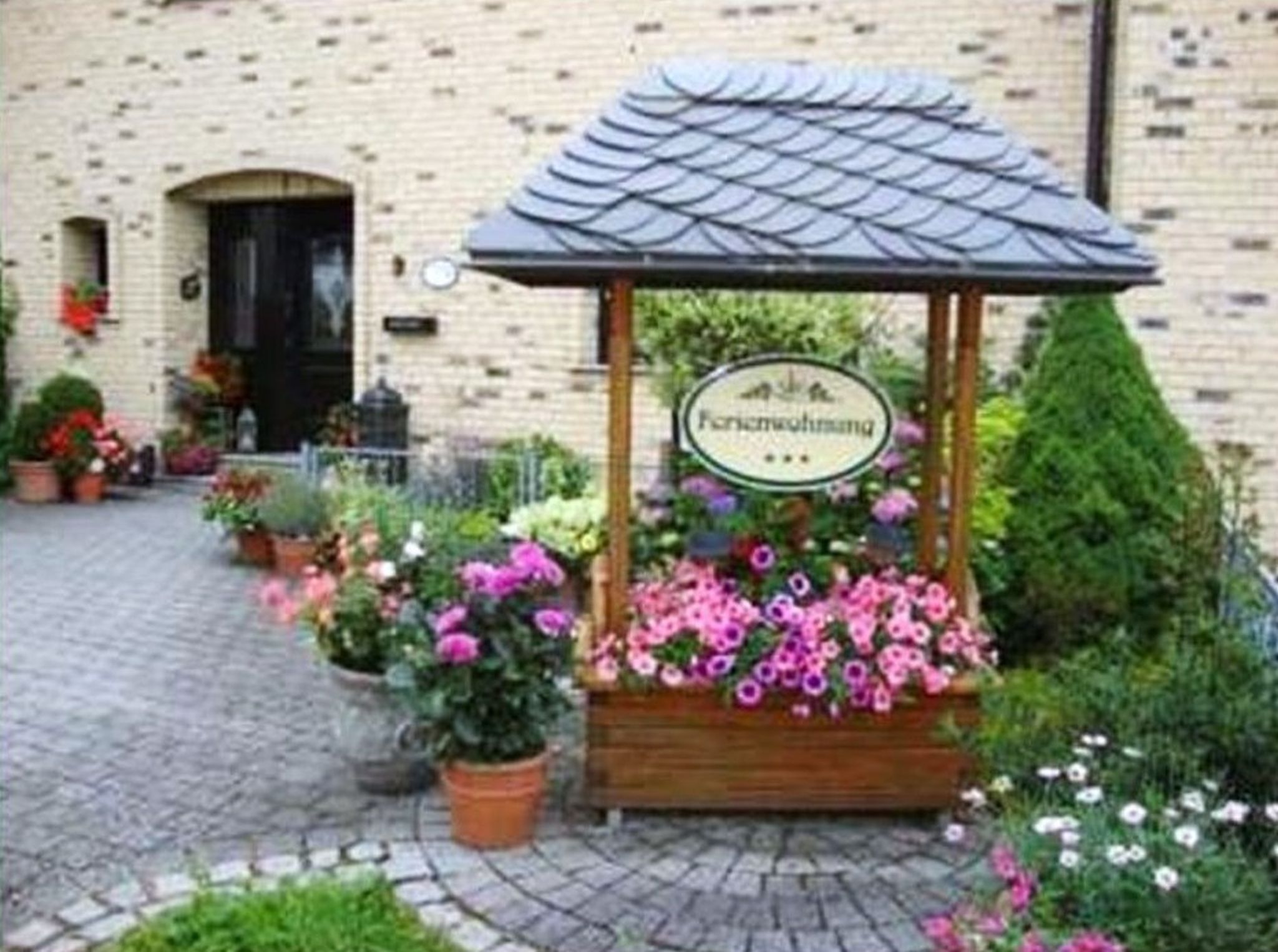 *** DTV star Eifel panoramic view with balcony f. 2 pers. only 10 minutes from Nurburgring