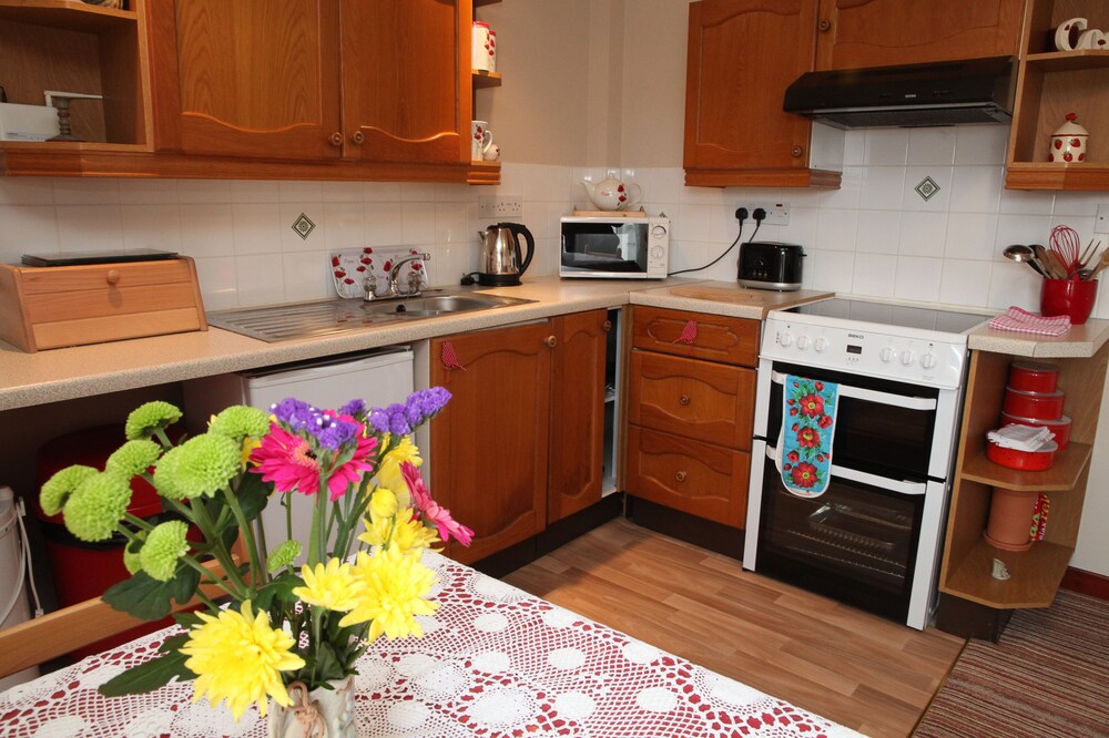Lower Byre - A Charming Cottage Apartment Next to a UNESCO World Heritage Site