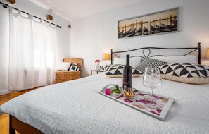 3 Schlafzimmer, kostenloses WLAN, Bettwäsche