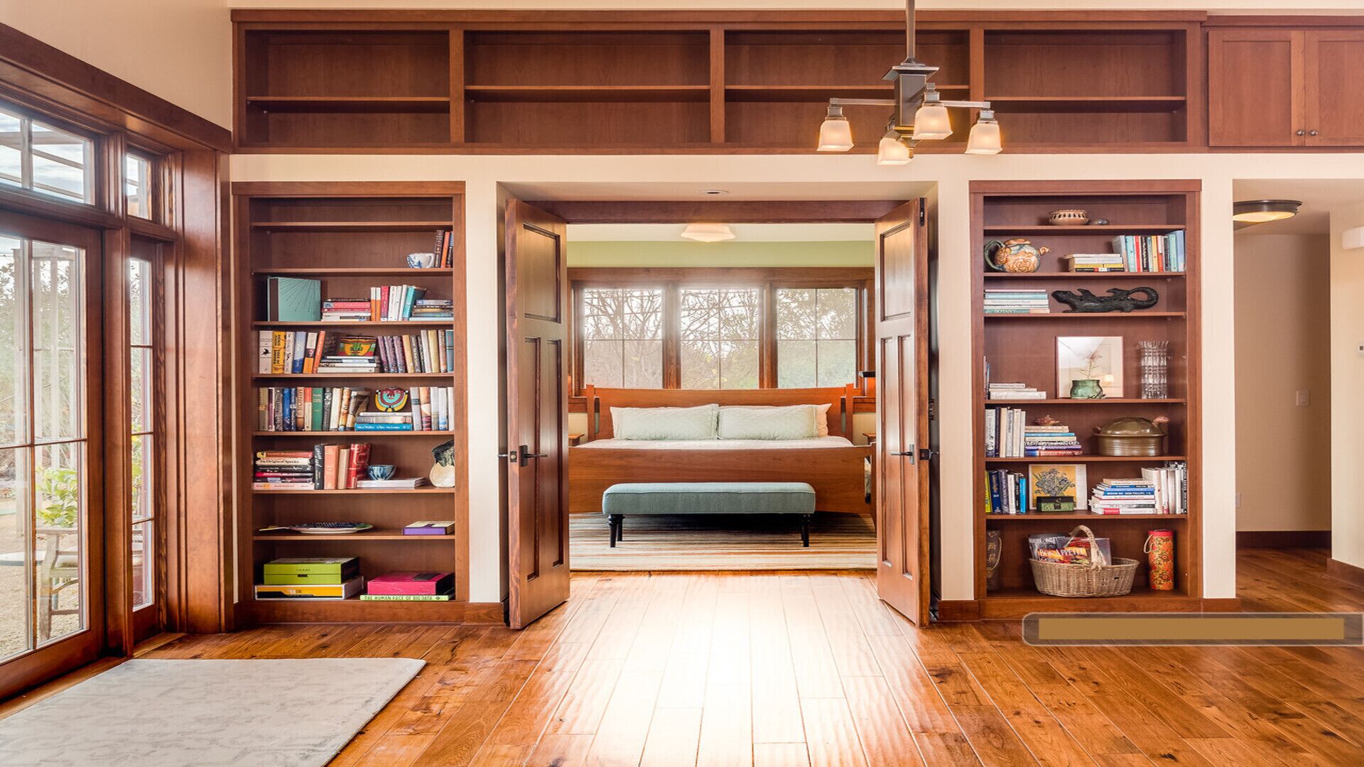 bedroom with king size bed