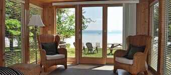 Peaceful Lakeside Villa On Big Glen Lake. Gorgeous Views!