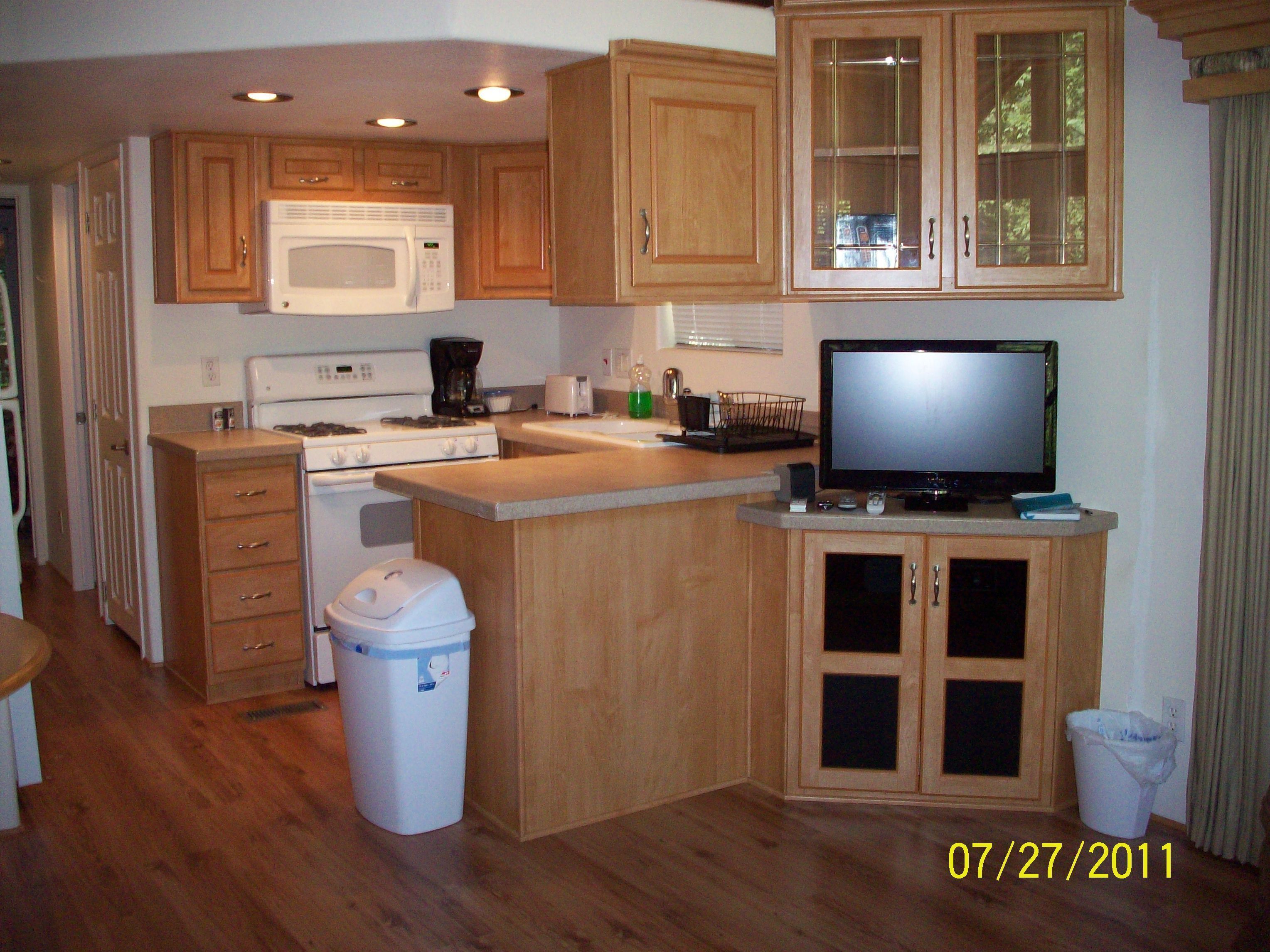 Romantic Honeymoon cabin on Spring Creek with hot tub fire ring trout fishing