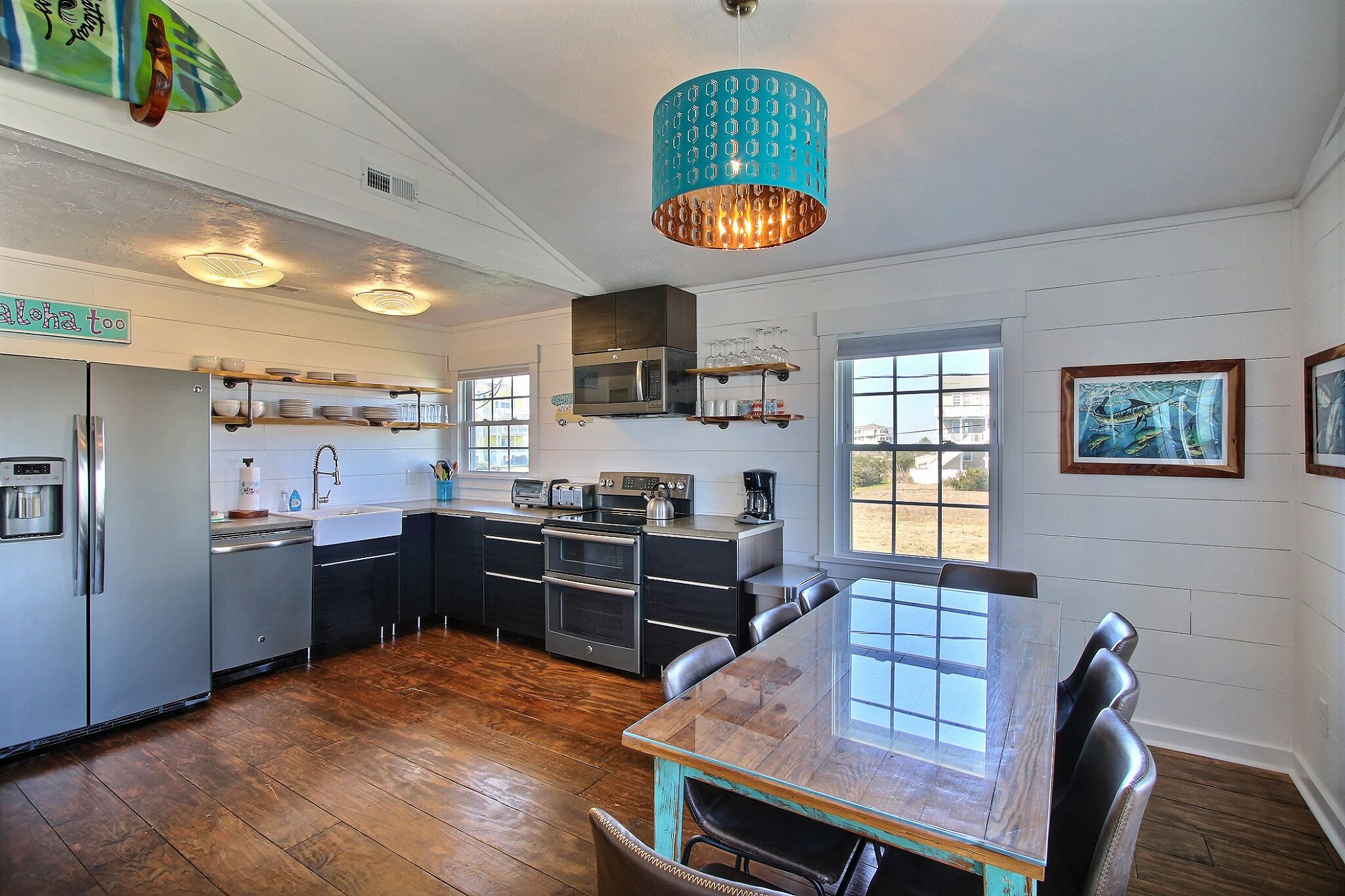 Semi Oceanfront Lot, 3rd house back, 2 king beds & bunk bed, Ocean & Sound Views