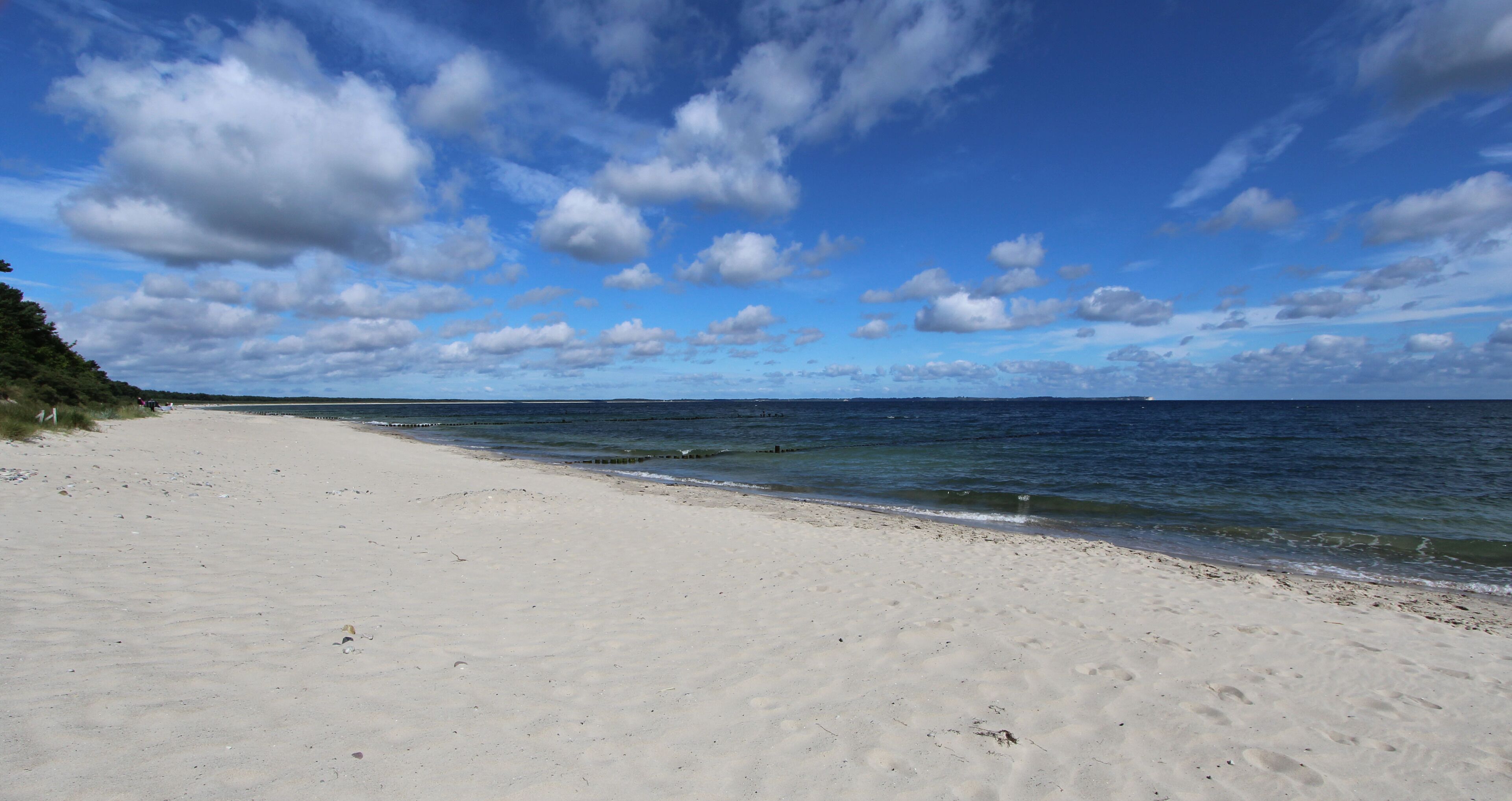 In Strandnähe, Liegestühle
