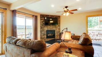 Smart TV, fireplace, DVD player