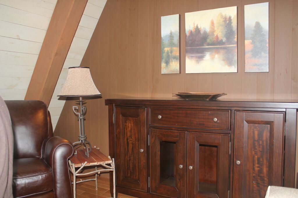 Murray's Cabin in the Ozarks (NEW)