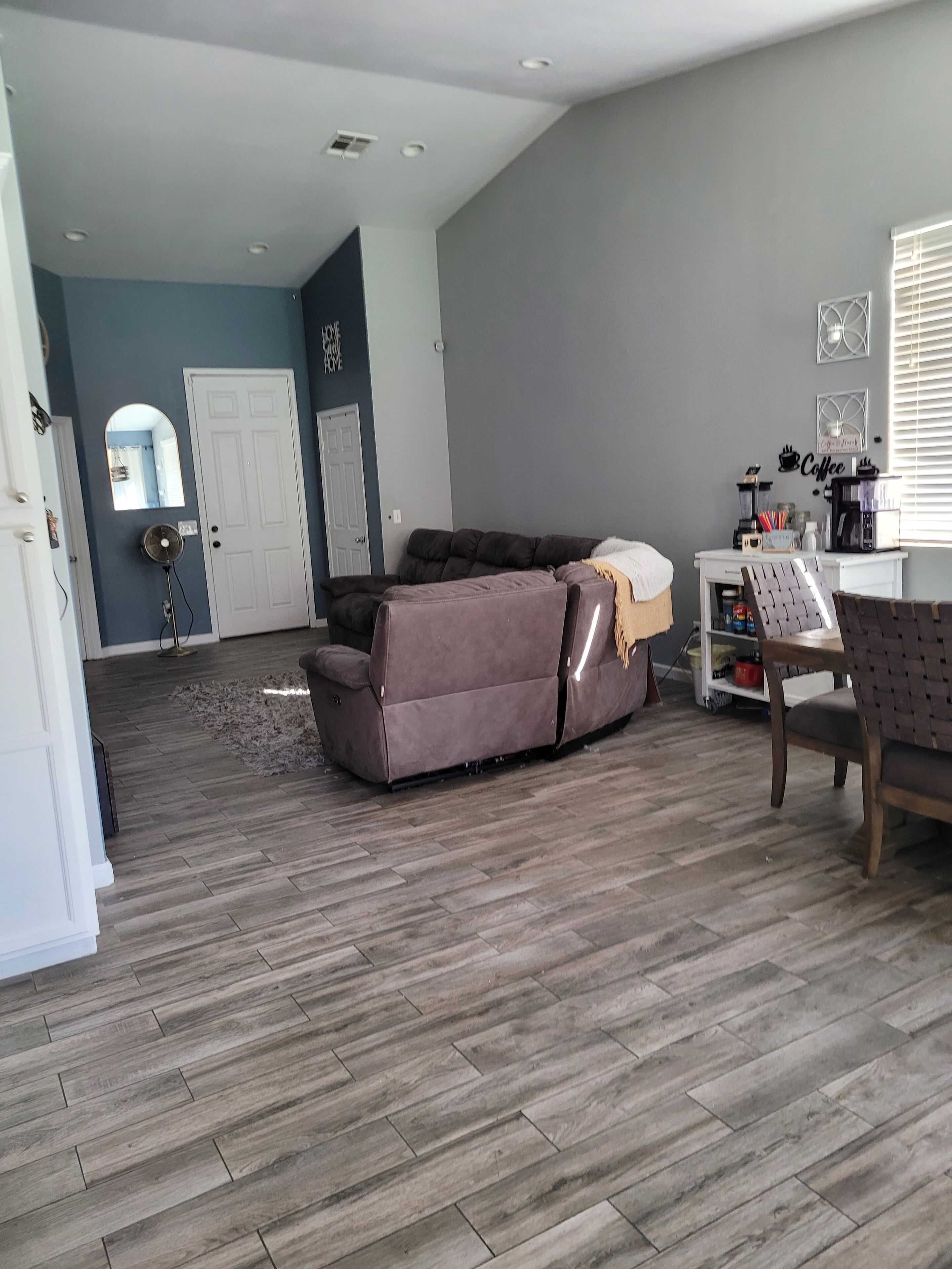 Festival house with Pool just blocks away from Coachella Fest and Stagecoach 