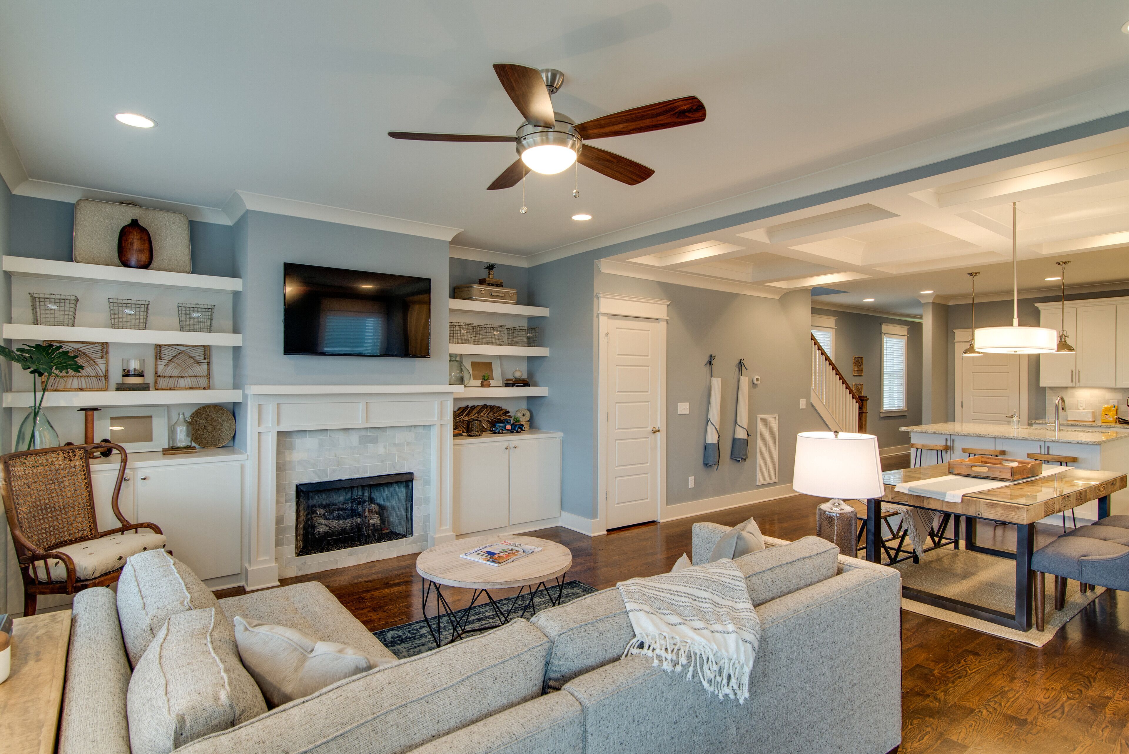 Nations Dream Home - Walk to food & drink! 10 mins from BRDWY! Family friendly! 