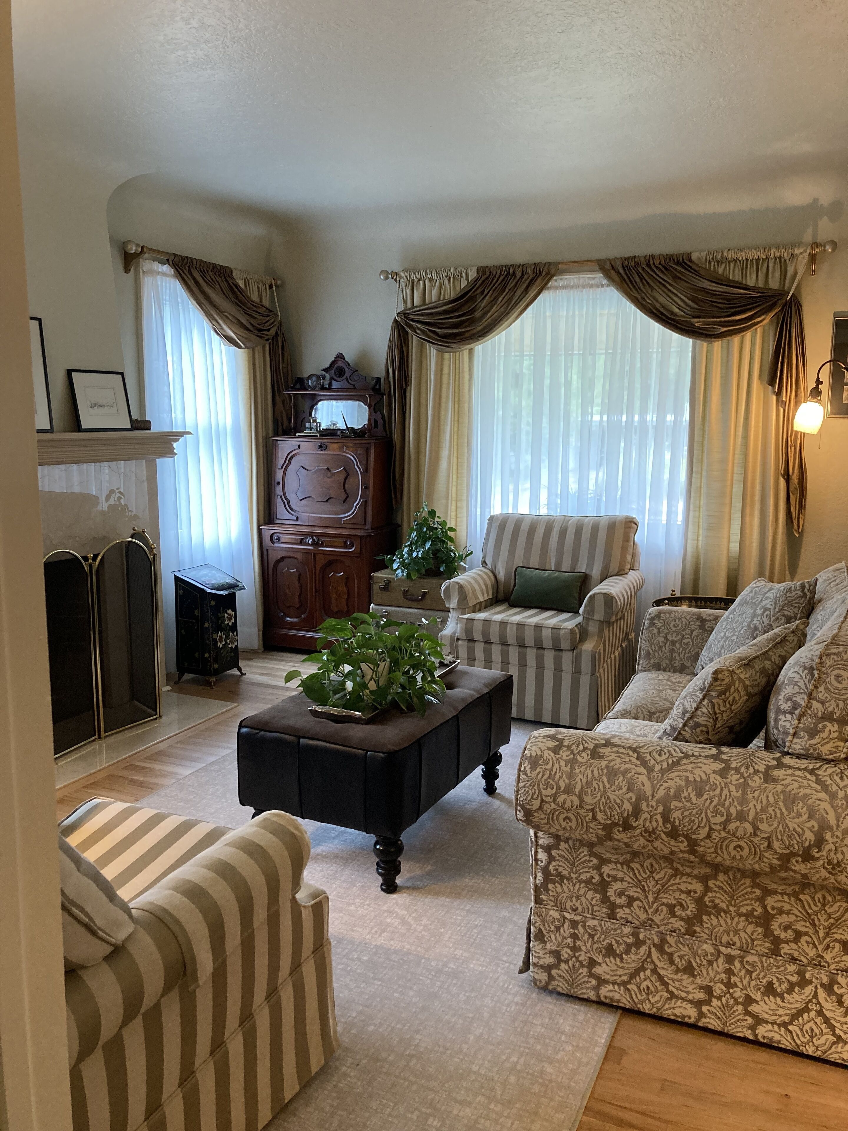 Charming Two-story 1940s 4-Bdroom home,  10-15 min. from University of Oregon