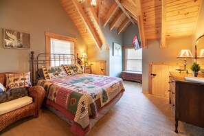 3 bedrooms, iron/ironing board, travel cot, free WiFi - Sweet Cabin 10 min. away from Ski area (Maggie Valley)