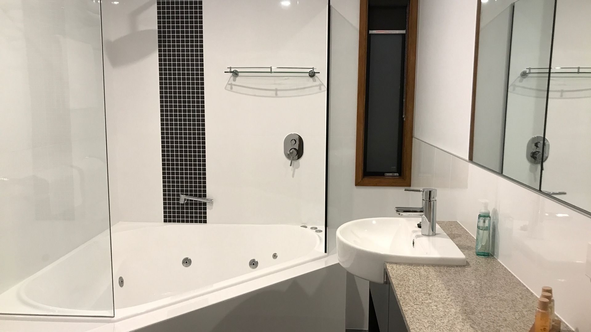 Cosy high country experience in the heart of the Snowy Mountains — image 12