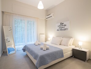 3 bedrooms, iron/ironing board, travel crib, WiFi