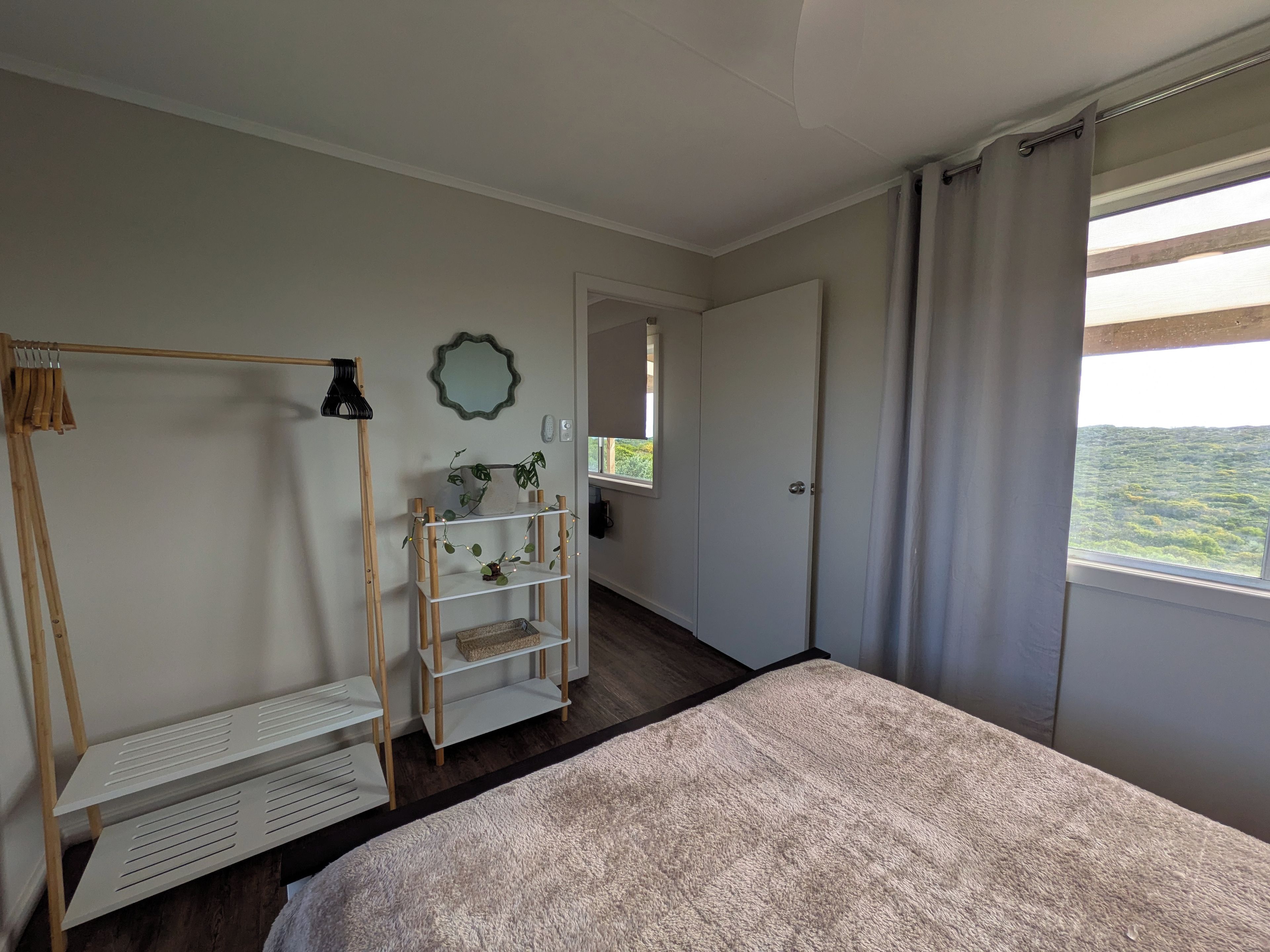 1 bedroom, iron/ironing board, bed sheets