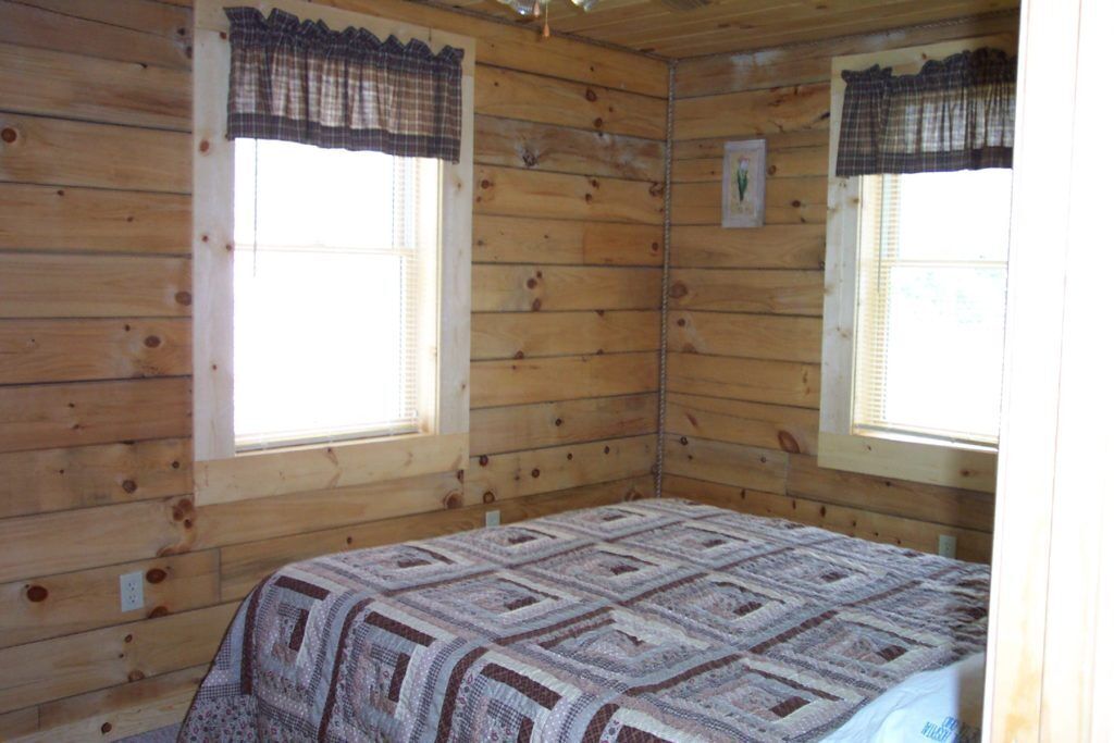 Insignificant Deluxe Cabin 4 BR 