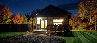 NEW Cozy Couples Log Cabin #7 LURAY Hot Tub Stone Fireplace Mountain Views