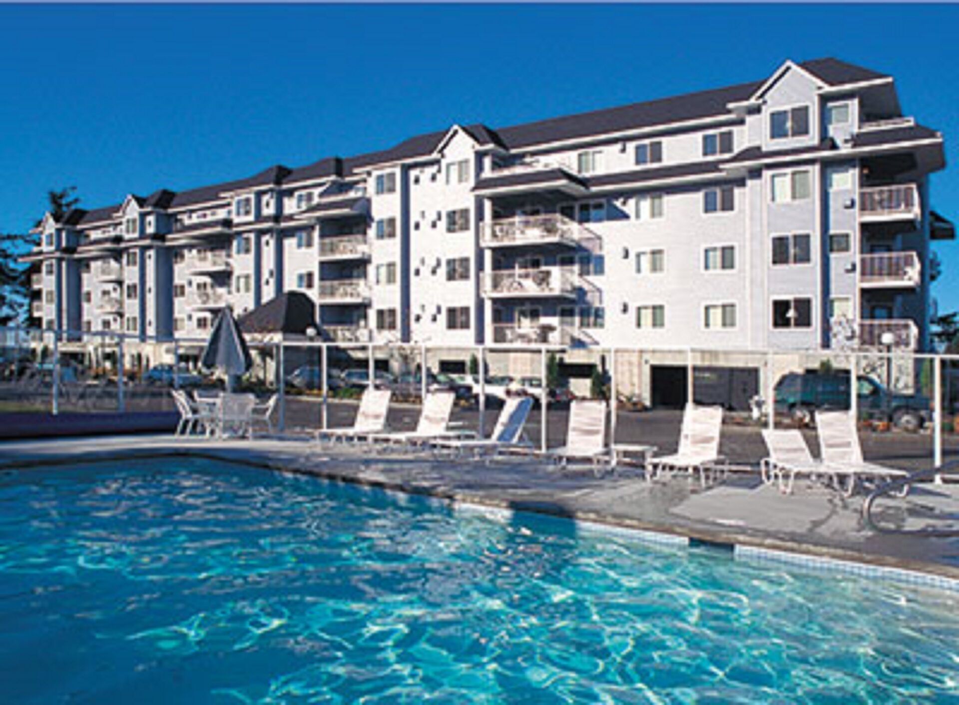 Enjoy the bay in style!