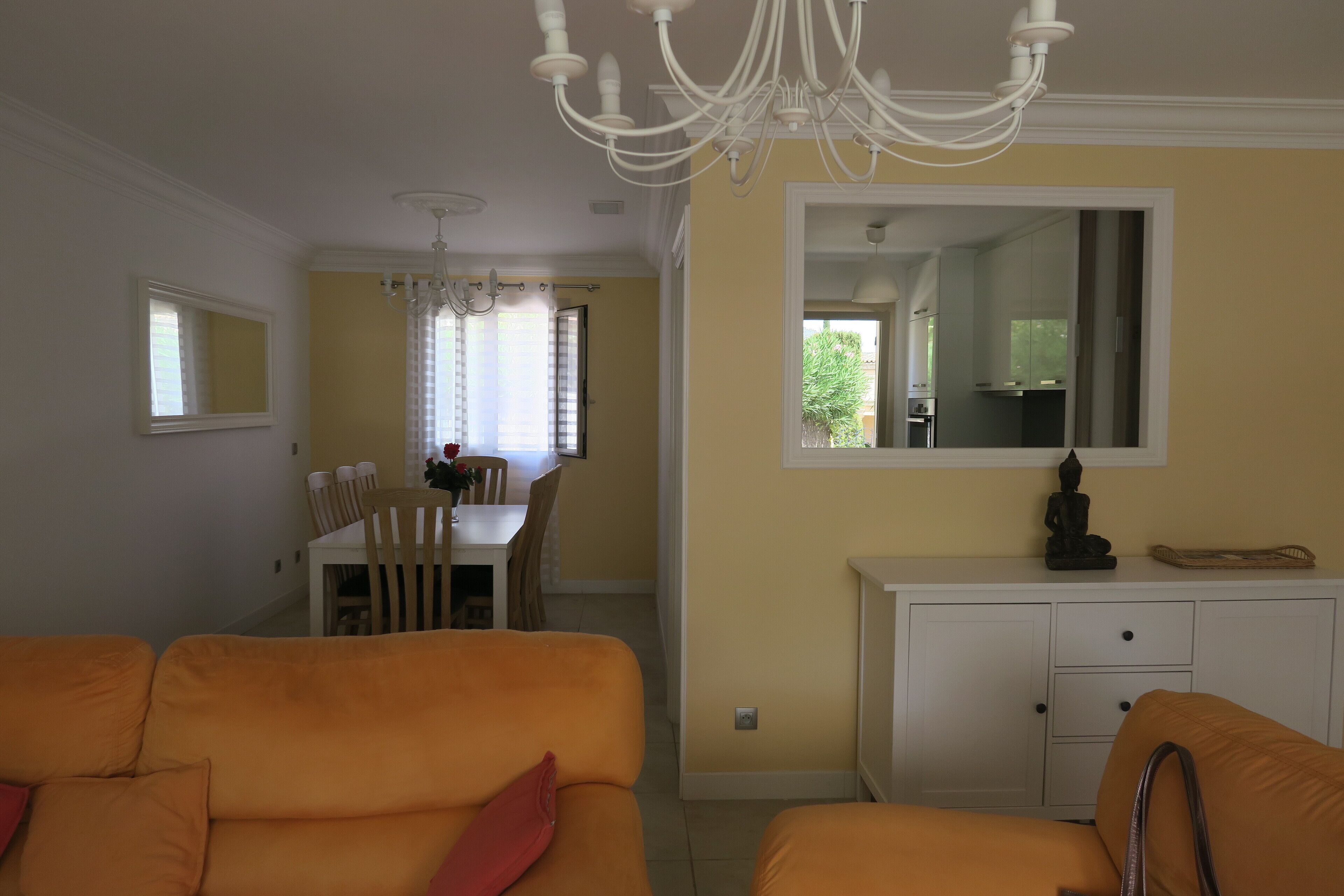 Bandol, Villa (8 people), private pool, garden, quiet, parking