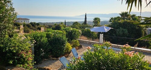 Beautiful 3 Bedroom Villa with Panoramic and Sea Views.