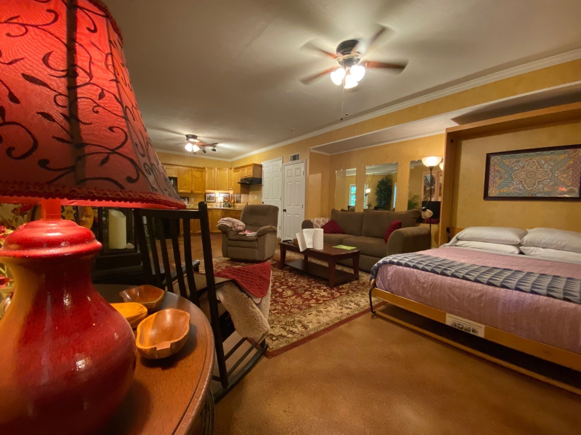 Get original accommodations or supersize with our new"Blueroom" master bedroom..