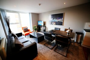 TV, DVD player - One Bedroom apartment (Belfast)