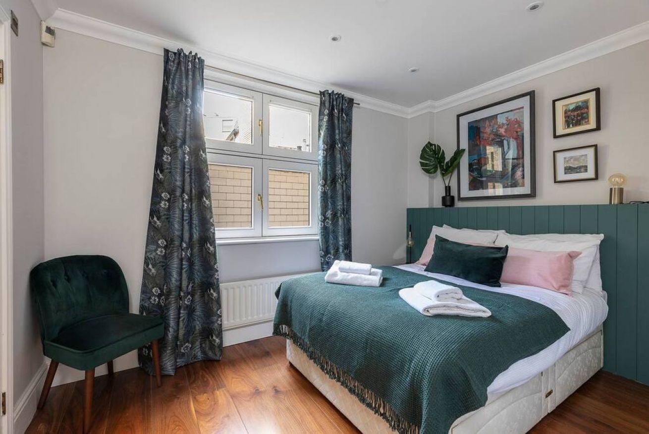 Beautiful 2 bed apt in the heart of Mayfair, close to Tube