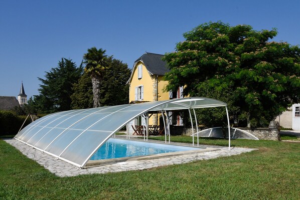 Piscine extérieure