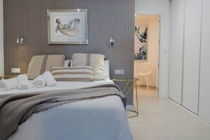 2 bedrooms, soundproofing, iron/ironing board, free WiFi