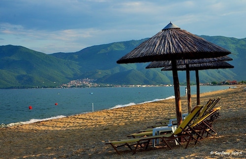 Luxury Traditional Stone House in Vrasna