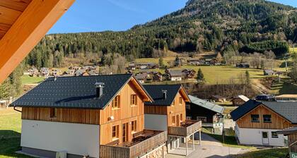 charmantes groĂes Ferienhaus