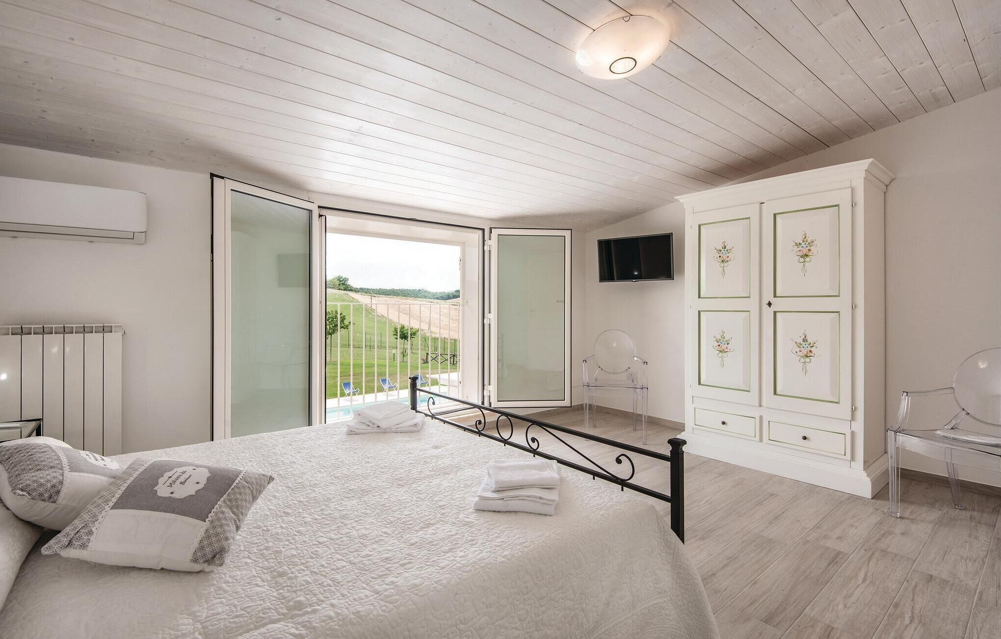 7 Schlafzimmer, Reisekinderbett, kostenloses WLAN