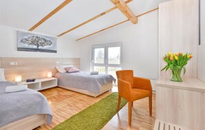 8 Schlafzimmer, Zimmersafe, Reisekinderbett, kostenloses WLAN