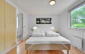 3 makuuhuonetta, vauvan matkasänky, ilmainen Wi-Fi