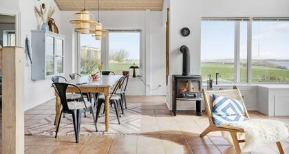 Lovely home in Hurup Thy