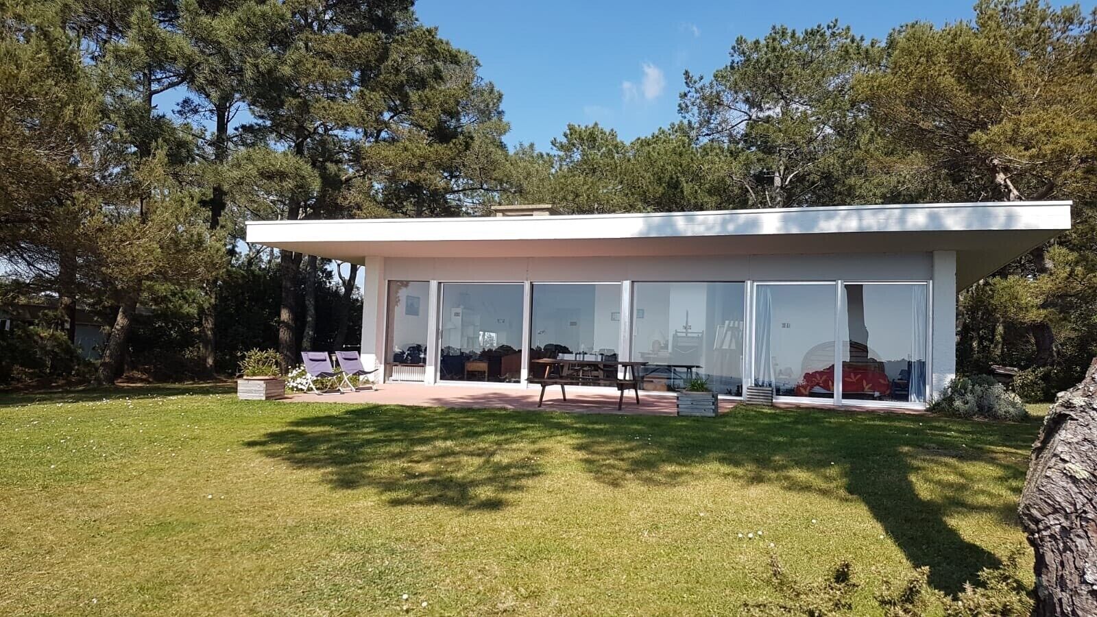 La maison face à la mer avec accès direct à la plage