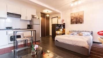 1 chambre, fer et planche Ă repasser, lit parapluie, Wi-Fi gratuit