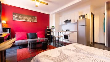 1 chambre, fer et planche Ă repasser, lit parapluie, Wi-Fi gratuit